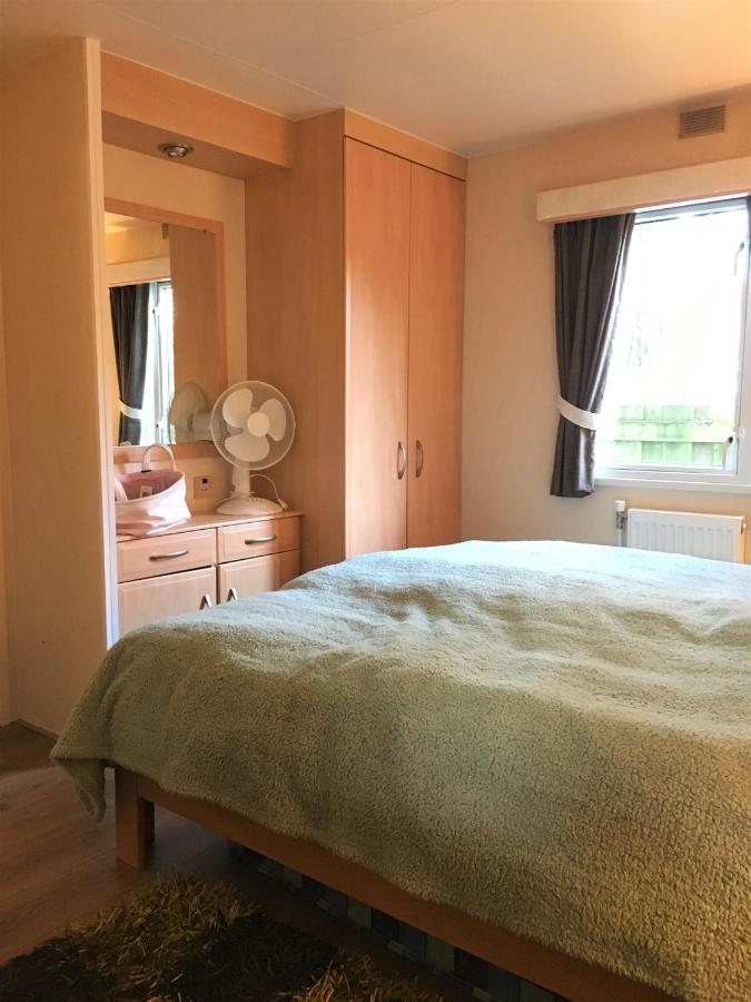 Prachtige Luxe Chalet Op De Veluwe Nabij Хундерло Екстериор снимка