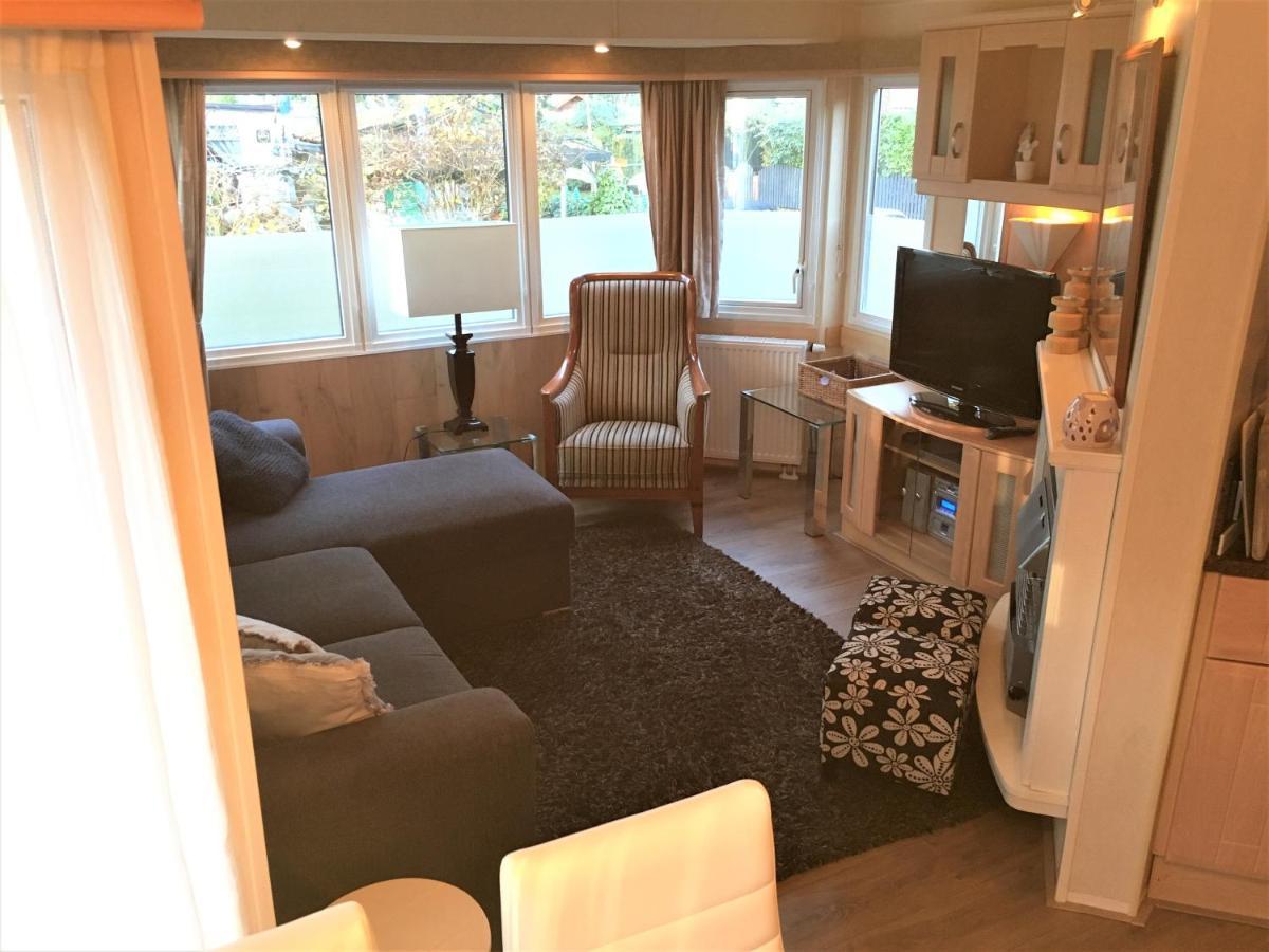 Prachtige Luxe Chalet Op De Veluwe Nabij Хундерло Екстериор снимка